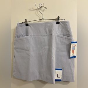 New with rags- SC & CO Blue pin stripe Skort